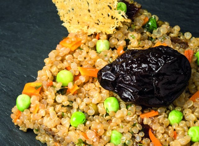 Taboulé de quinoa aux pruneaux